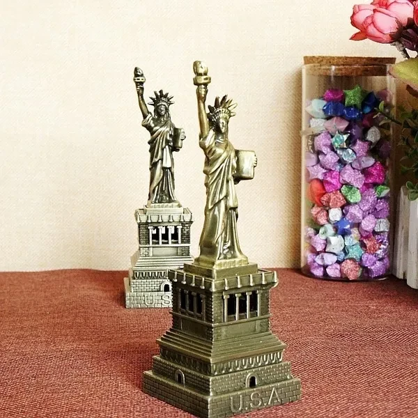 Multi Size Liberty Enlightening The World Metal Crafts Decor Creative Arts American Continental Vintage Unique York Statue of Liberty Decoration